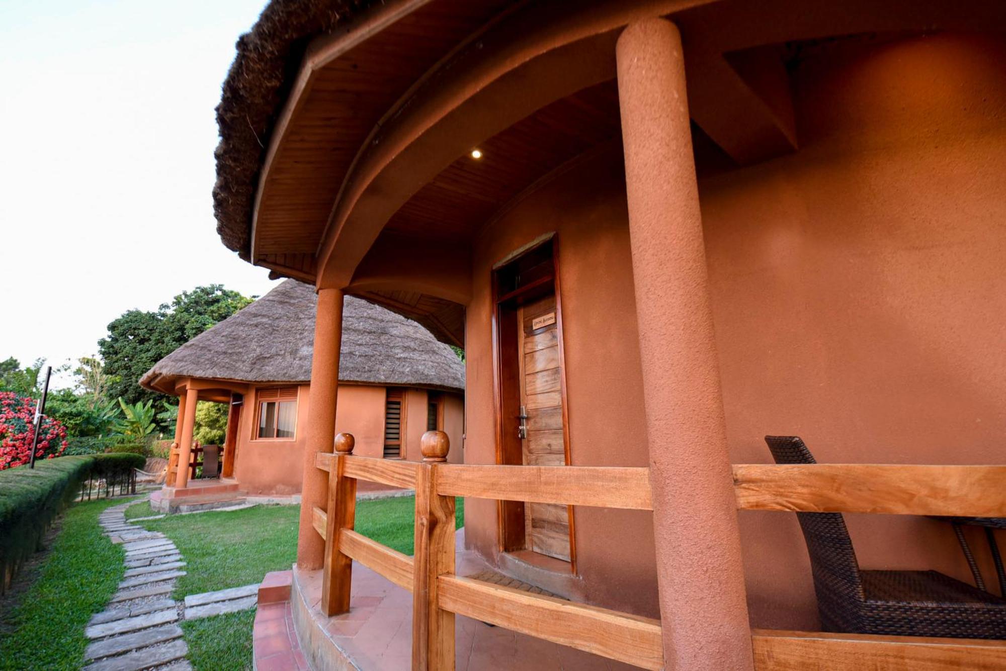 Divine Resort & Spa Kampala Esterno foto