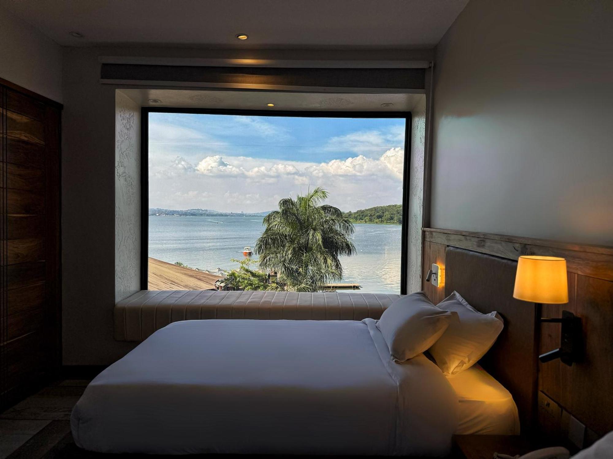 Divine Resort & Spa Kampala Esterno foto